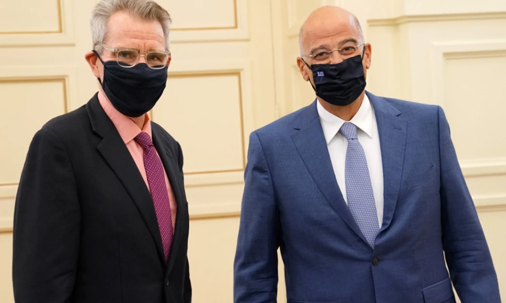 Δένδιας-Πάιατ: Οι αμερικανικές κυρώσεις το θέμα συζήτησής τους